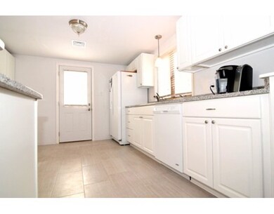 70 Liberty St, Plymouth, MA 02360 - photo 5