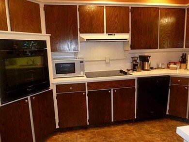 4708 NW 59th St, Oklahoma City, OK 73122 - photo 5