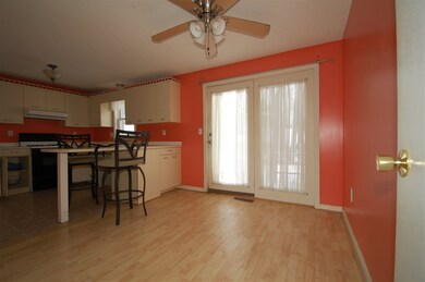 34 Birchwood Dr unit 34, Milford, NH 03055 - photo 3