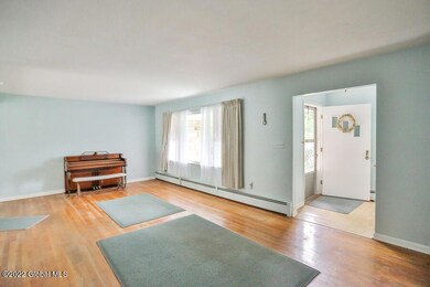 8 Joseph St, Troy, NY 12180 - photo 4