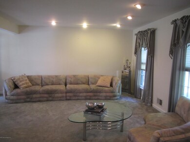 40 Georgian Bay Dr, Morganville, NJ 07751 - photo 6