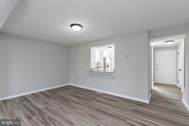 573 Bay Dale Ct, Arnold, MD 21012 - photo 7