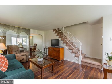 819 Surrey Ln, Glenolden, PA 19036 - photo 6