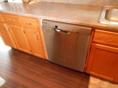 7250 Old Beaver Rd, Frenchburg, KY 40322 - photo 4