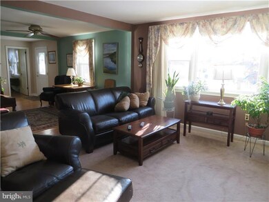 329 S Lippincott Ave, Maple Shade, NJ 08052 - photo 7