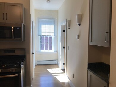 32 Masonic St unit 3, Northampton, MA 01060 - photo 4