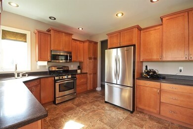 243 Countryside Ct, Valparaiso, IN 46383 - photo 5