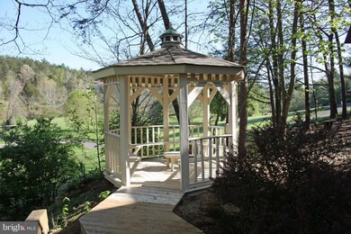 416 Linda Ln, Basye, VA 22810 - photo 3