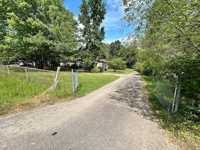 489 493 Meadowlark Dr, Ringgold, GA 30736 - photo 2