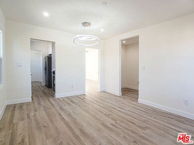 4723 Pickford St unit 4723 1/2, Los Angeles, CA 90019 - photo 7