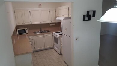 235 Sheffield J unit J, West Palm Beach, FL 33417 - photo 2