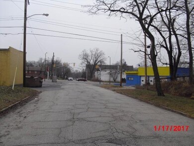 22 E 43rd Ave, Gary, IN 46409 - photo 2