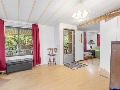 4915 Swegle Rd NE, Salem, OR 97301 - photo 3