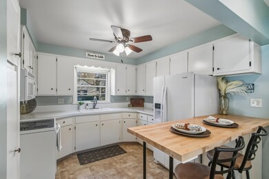 853 Mckinley Ave, Beloit, WI 53511 - photo 5