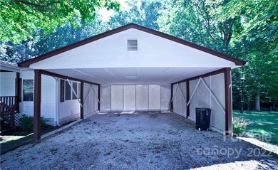 130 Leslie Way, Hendersonville, NC 28792 - photo 4