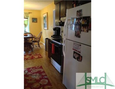 Kitchen. Kitchen with Breakfast Table