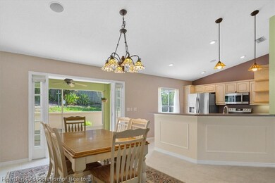 112 Huntley Oaks Blvd, Lake Placid, FL 33852 - photo 5