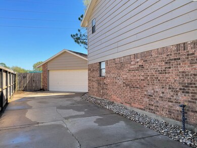 5822 Caruso Forest Dr, Houston, TX 77088 - photo 6