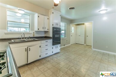 404 Nauert St, Copperas Cove, TX 76522 - photo 7