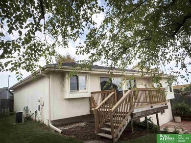 12601 Meredith Ave, Omaha, NE 68164 - photo 4