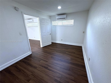 1025 NW 7th Ave unit B, Fort Lauderdale, FL 33311 - photo 5