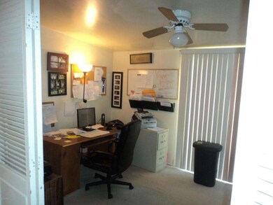Large Office/Den/4th Bedroom!