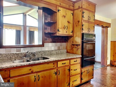 13 Beechwood Ave, Burlington, NJ 08016 - photo 3