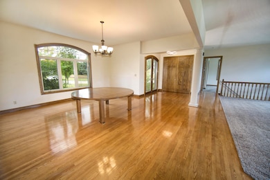 4707 W Jenna Ct, Franklin, WI 53132 - photo 5