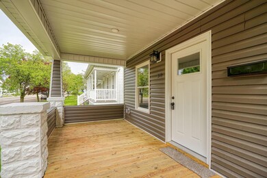 324 E Mound St, Circleville, OH 43113 - photo 6