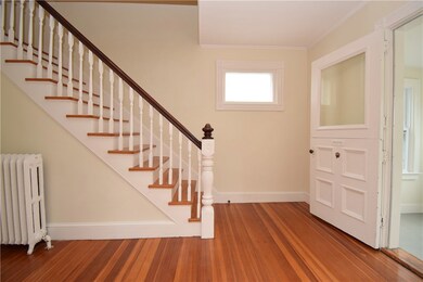 10 Elliot Place, Newport, RI 02840 - photo 4