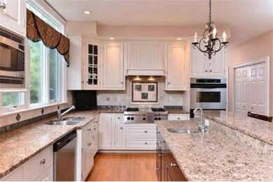 174 Birchbark Dr, Hanson, MA 02341 - photo 5