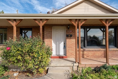 422 N 100 E, Kaysville, UT 84037 - photo 2