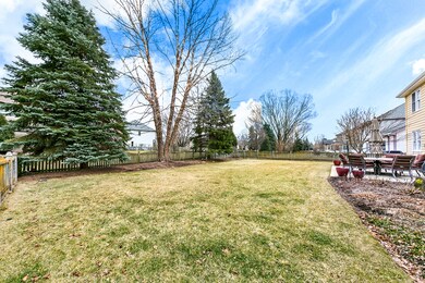 3720 Falkner Dr unit 7, Naperville, IL 60564 - photo 2