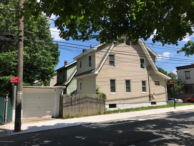 1 Laurel Ave, Staten Island, NY 10304 - photo 2