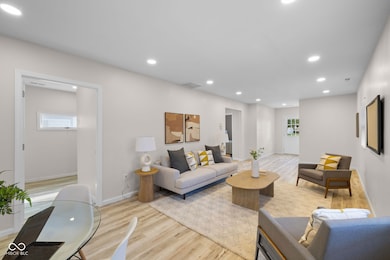 1453 N Denny St, Indianapolis, IN 46201 - photo 2