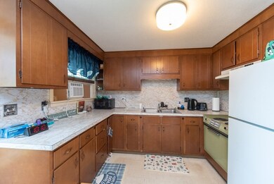 4 Alexander Ave unit 4, Clinton, MA 01510 - photo 2