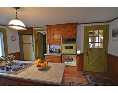 712 Pratt Corner Rd, Amherst, MA 01002 - photo 7