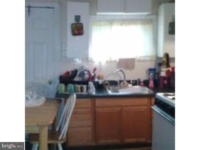 5677 Heiskell St, Philadelphia, PA 19144 - photo 6