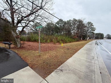 13930 Dowell Rd, Solomons, MD 20688 - photo 3