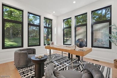 8 Fordham Rd, Livingston, NJ 07039 - photo 5