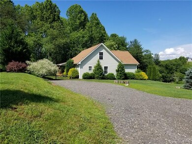 75 Hensley Dr, Asheville, NC 28806 - photo 2