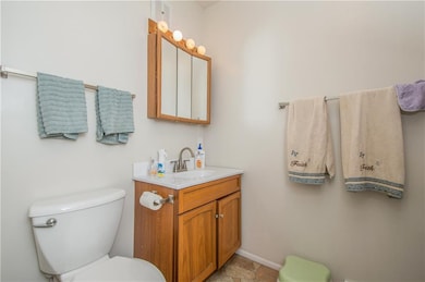 3417 56th St, Des Moines, IA 50310 - photo 7