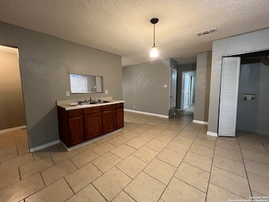 506 Kernan Dr unit 7, San Antonio, TX 78227 - photo 5