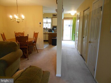 421 Maple Glen Cir unit 421, Pottstown, PA 19464 - photo 7