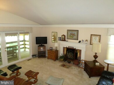 1963 Meadow Ln, Reading, PA 19610 - photo 5