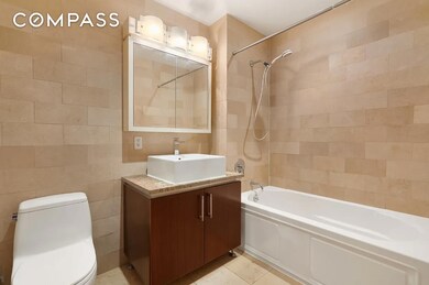 Queens Plaza unit 7C, Long Island City, NY 11101 - photo 5