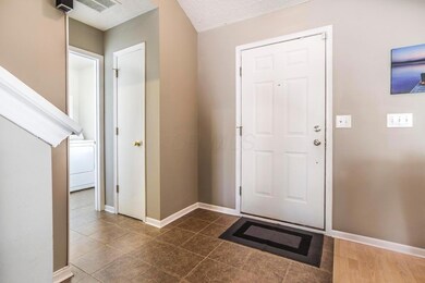 2895 Representation Terrace - Entry