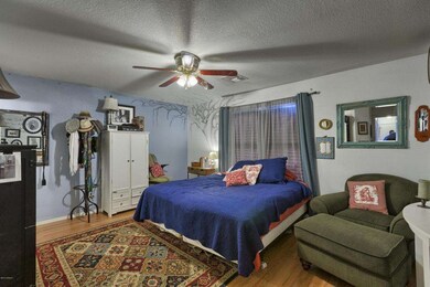 007_Master Bedroom.jpg