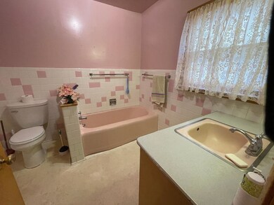 306 N 4th St, Tomahawk, WI 54487 - photo 7