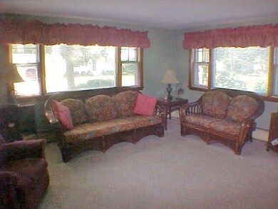 40 Priscilla St, Teaticket, MA 02536 - photo 3